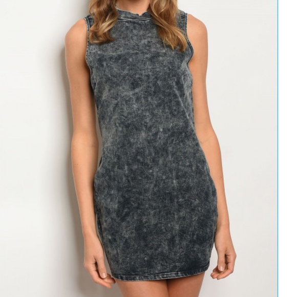 Denim Wash Dress - Picture 2 of 5